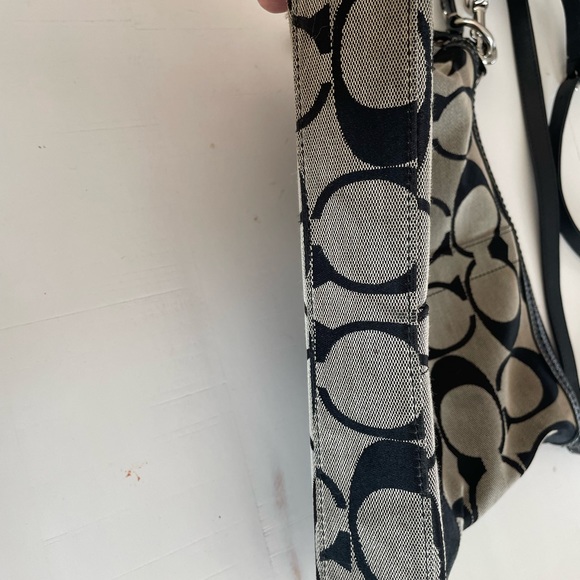 Coach purse - Picture 9 of 9